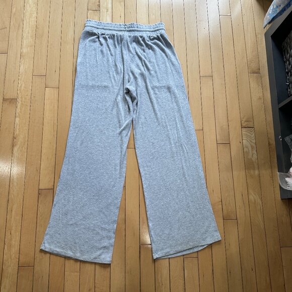 STARS ABOVE Super Soft Wide Leg Drawstring Sweatpants Size Small Grey w pockets - Picture 13 of 15
